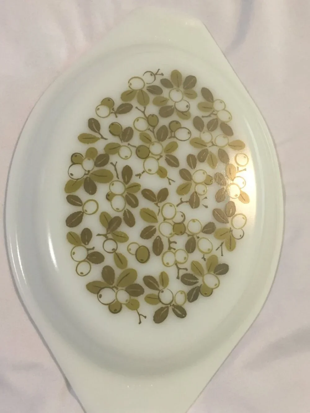 Pyrex Verde Olive Green Lid 945C for 2.5 Quart Oval Casserole Dish -Replacement